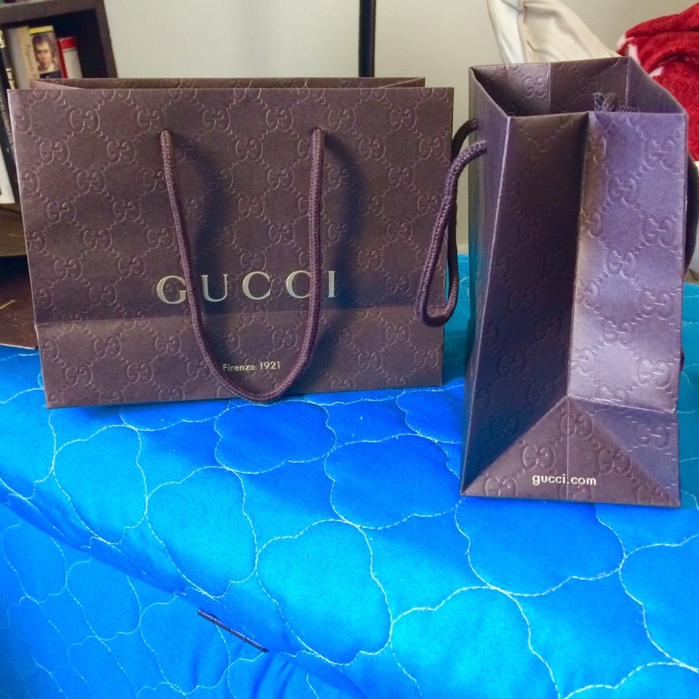 Gucci shopping bags